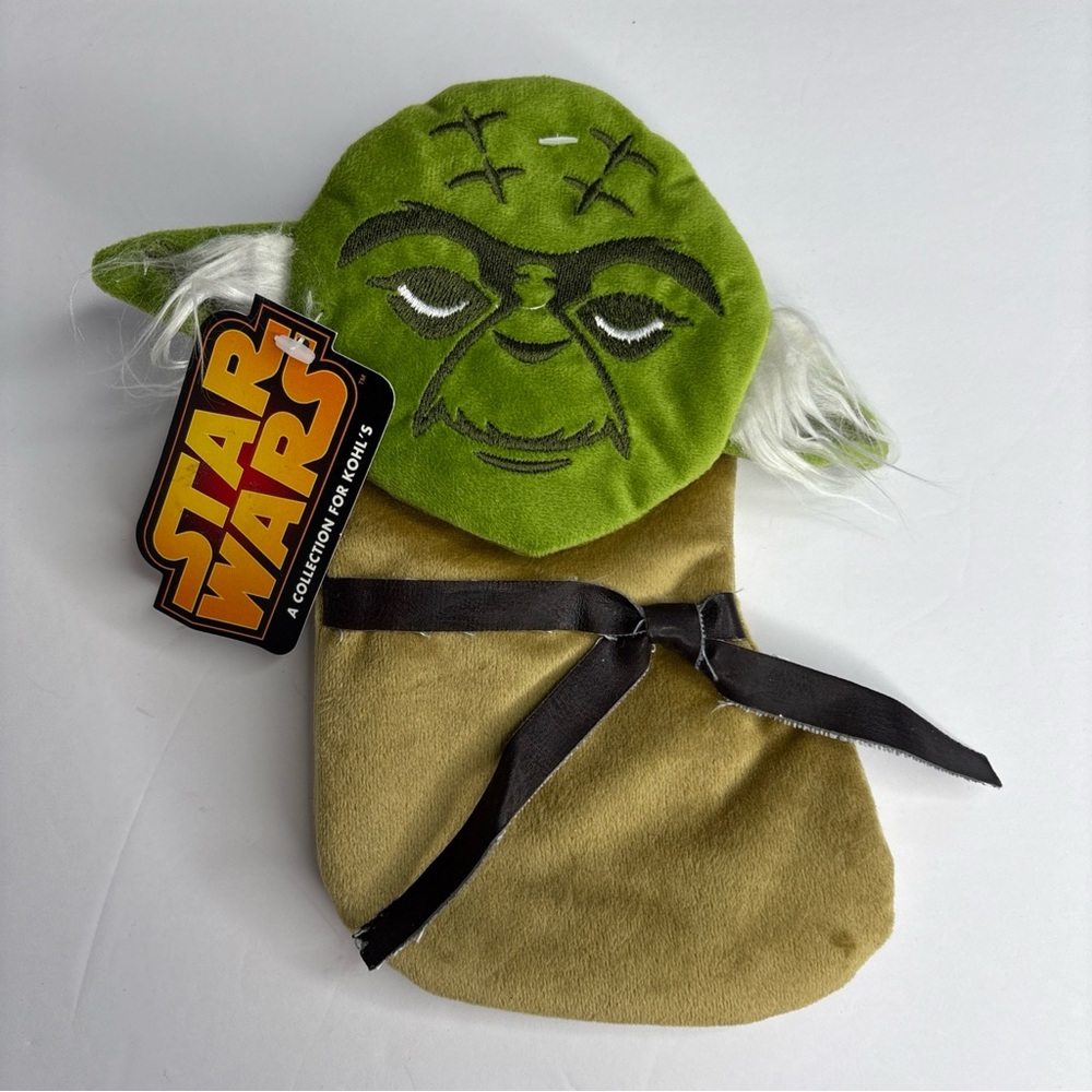 Disney Star Wars mini stocking Yoda NWT Great Size For Gift Cards Green Tan Soft